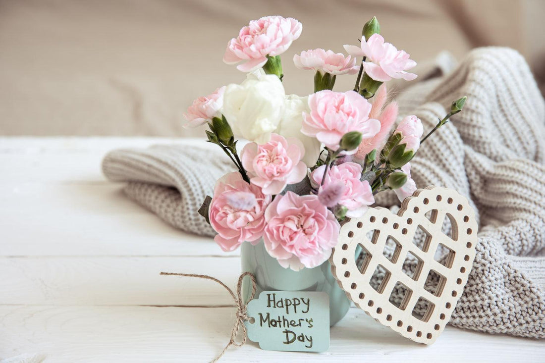 Top 25 Best Personalized Mother's Day Gifts to Show Your Love - Evridwearcustom