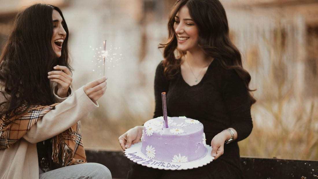 Funny sayings for sisters birthday: Hilarious wishes to make her laugh