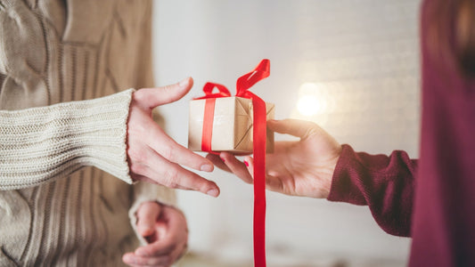 Personalized friendship gifts: From shared moments to lasting bonds