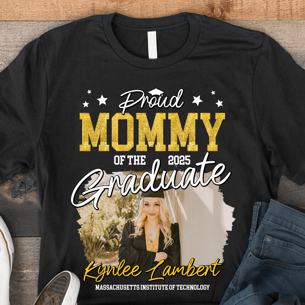 Proud Family of the Graduate Photo Name T-Shirt - Graduation Class Of 2025 T-Shirt - Graduation Unisex T-Shirt