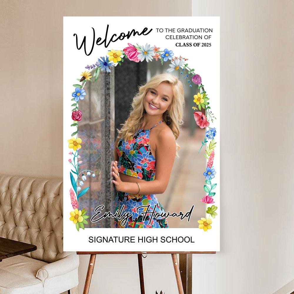 Minimalist 2025 Grad Welcome Sign - Personalized Graduation Decoration